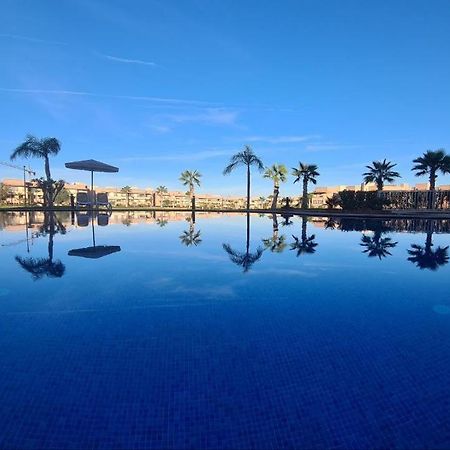 Mini-Villa Situee Dans Une Residence Prestigia A Marrakech, Avec Une Vue Sur La Piscine Et Le Golf Une Securite 24H Sur 24 Et Une Proximite Ideale De L Aeroport 5 Minutes C Est Une Offre Parfaite Pour Des Vacances Марракеш Екстер'єр фото