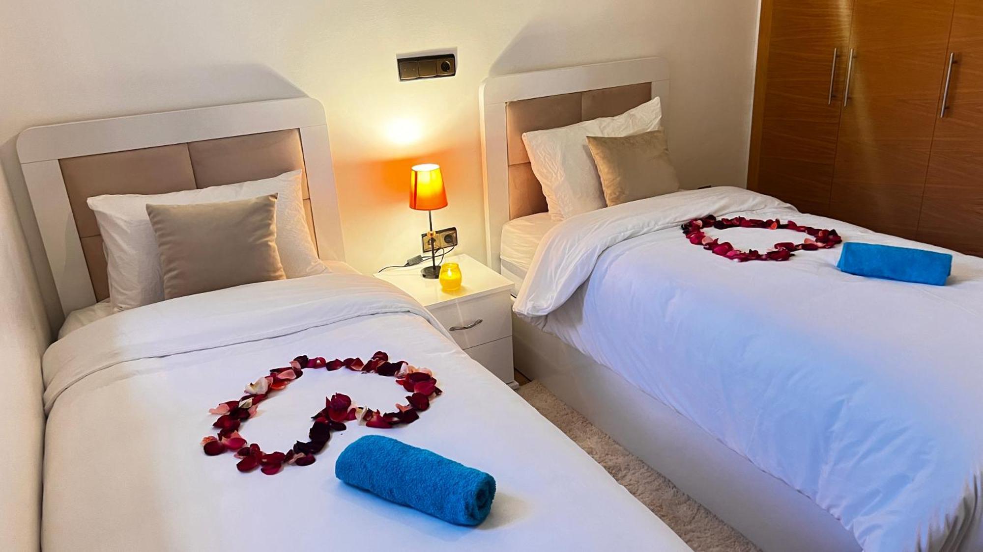 Mini-Villa Situee Dans Une Residence Prestigia A Marrakech, Avec Une Vue Sur La Piscine Et Le Golf Une Securite 24H Sur 24 Et Une Proximite Ideale De L Aeroport 5 Minutes C Est Une Offre Parfaite Pour Des Vacances Марракеш Екстер'єр фото